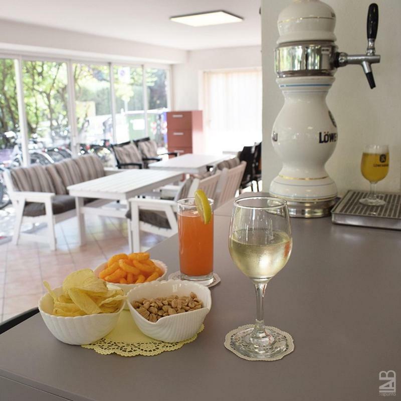 Hotel Ville De Paris Riccione Zewnętrze zdjęcie