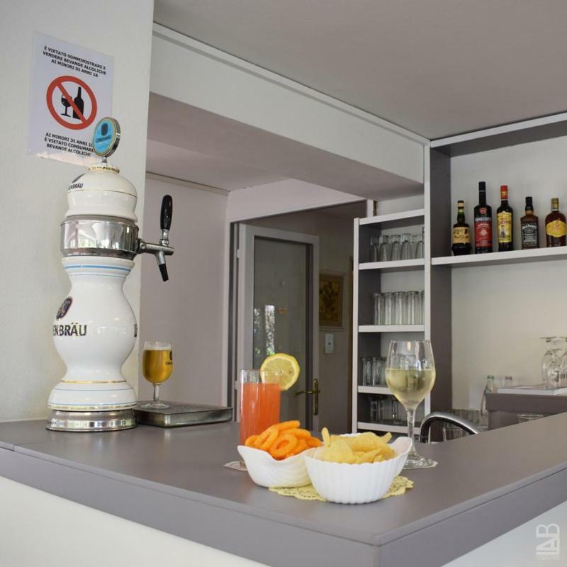 Hotel Ville De Paris Riccione Zewnętrze zdjęcie